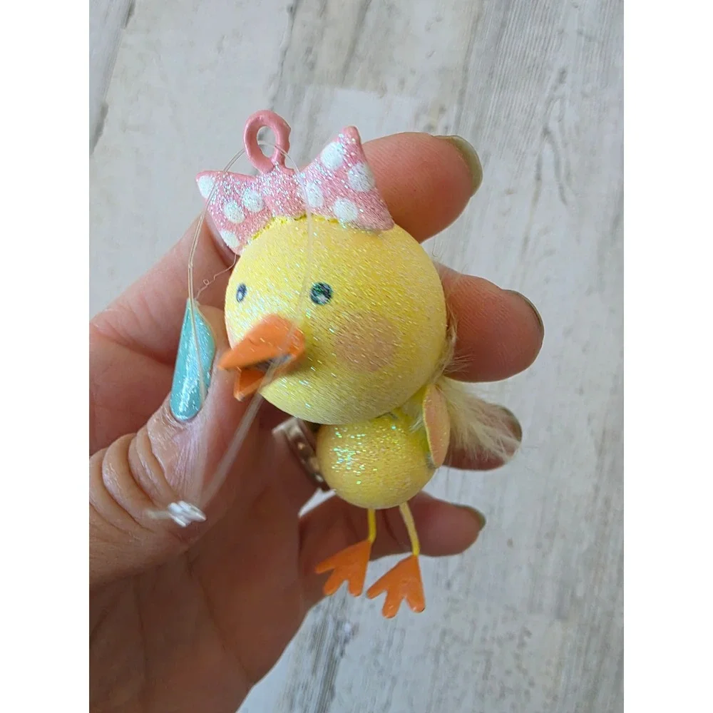 Vintage pier 1 metal chick spring Easter ornament bird feather rare tree